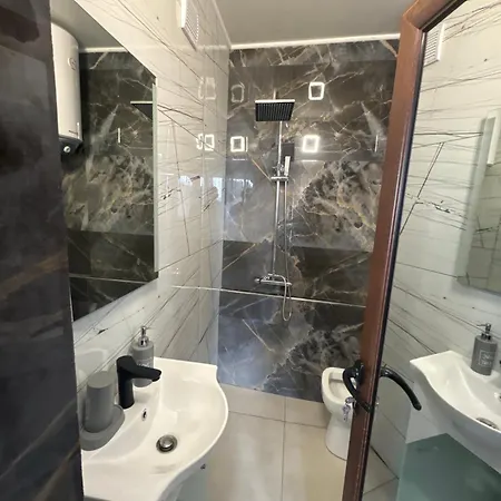 Nyaraló панорамна гледка Lesten